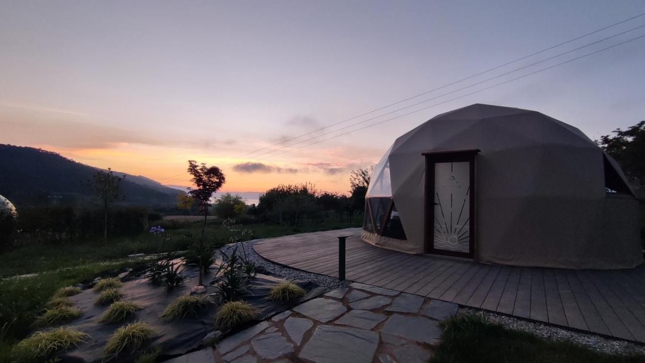 ホテル Luzada Glamping Burbujas - Designed For Adults Juances エクステリア 写真