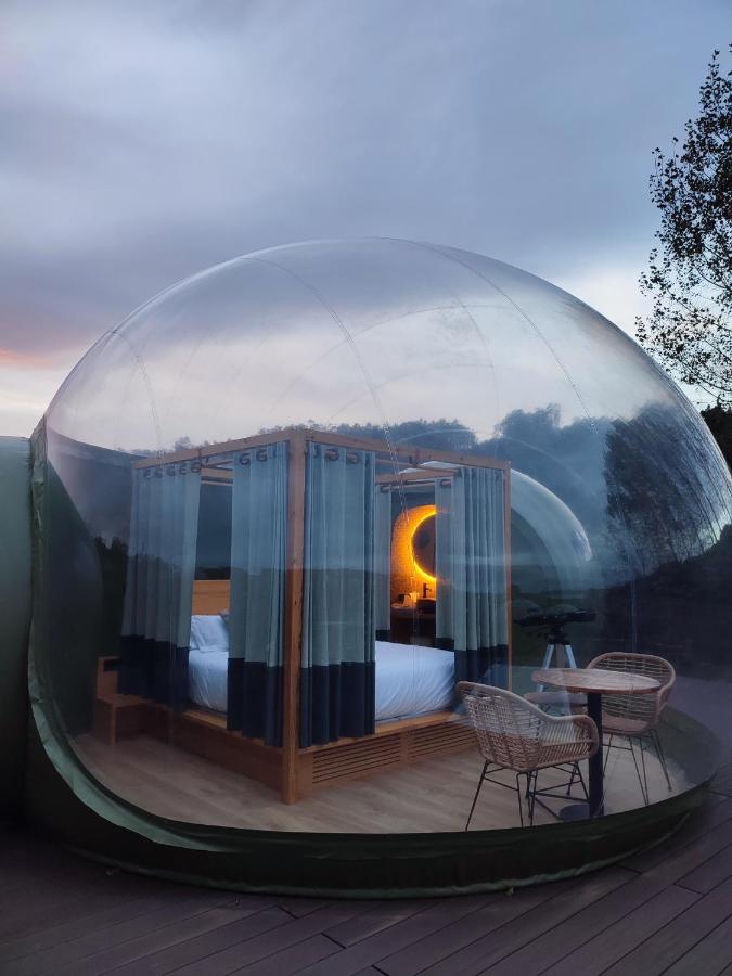 ホテル Luzada Glamping Burbujas - Designed For Adults Juances エクステリア 写真